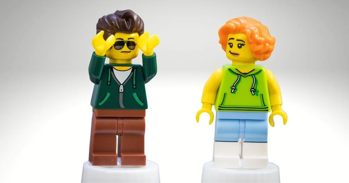 Lego pedestal